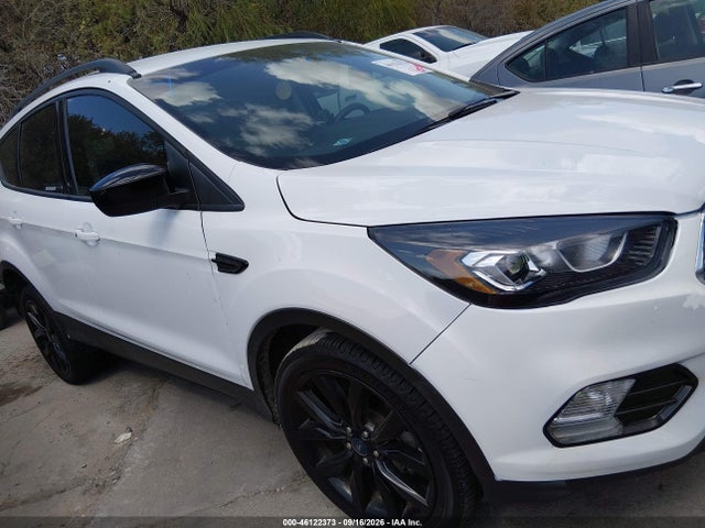 46122373 :رقم المزاد ، 1FMCU0GD8KUA40926 vin ، 2019 Ford Escape Se مزاد بيع