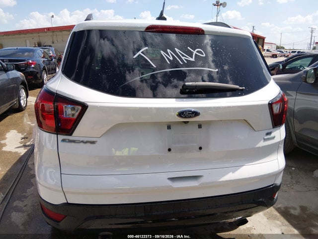 46122373 :رقم المزاد ، 1FMCU0GD8KUA40926 vin ، 2019 Ford Escape Se مزاد بيع