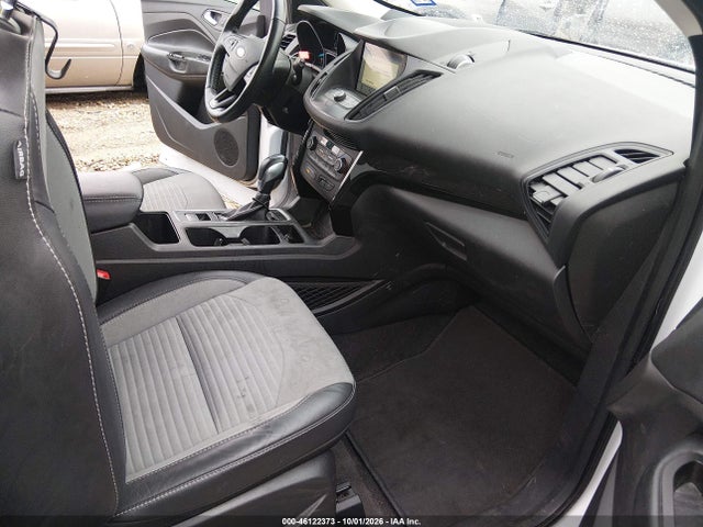 46122373 :رقم المزاد ، 1FMCU0GD8KUA40926 vin ، 2019 Ford Escape Se مزاد بيع