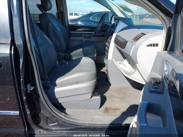 2010 Dodge Grand Caravan Sxt მანქანა იყიდება აუქციონზე, vin: 2D4RN5D13AR283187, აუქციონის ნომერი: 46122378