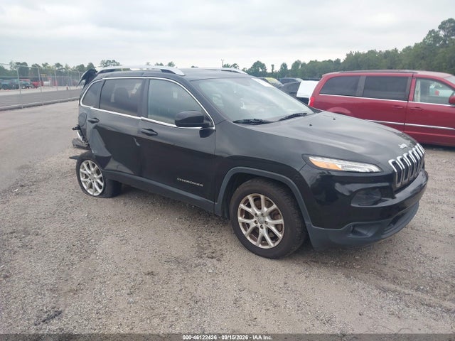 Auction sale of the 2016 Jeep Cherokee Latitude, vin: 1C4PJLCB5GW355988, lot number: 46122436