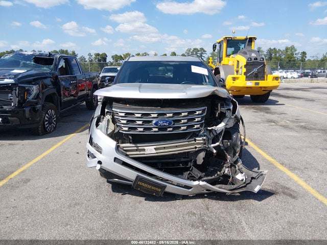 46122482 :رقم المزاد ، 1FM5K8D80HGE32052 vin ، 2017 Ford Explorer Xlt مزاد بيع