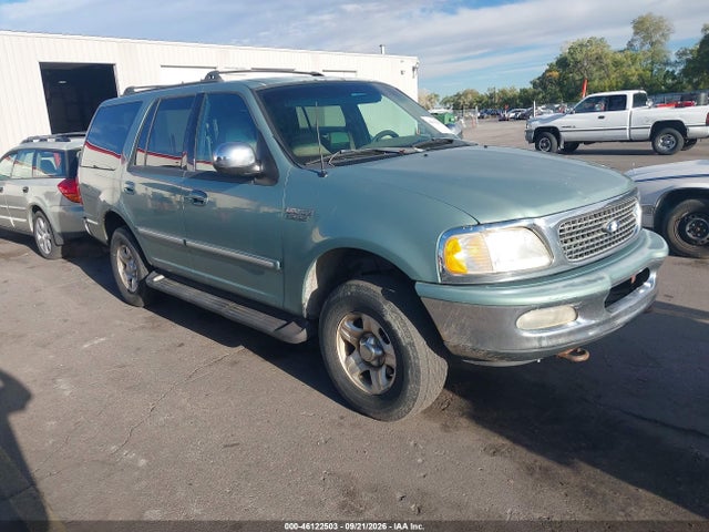 Продажа на аукционе авто 1998 Ford Expedition Eddie Bauer/xlt, vin: 1FMPU18L3WLB56155, номер лота: 46122503
