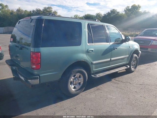 Продажа на аукционе авто 1998 Ford Expedition Eddie Bauer/xlt, vin: 1FMPU18L3WLB56155, номер лота: 46122503