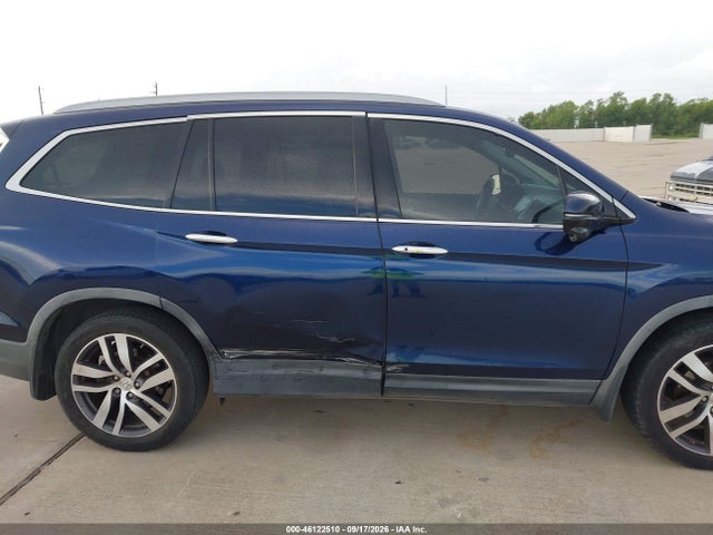 Honda Pilot Touring 2017 5FNYF5H93HB030916 Image 13
