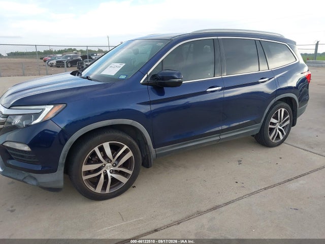 Honda Pilot Touring 2017 5FNYF5H93HB030916 Image 2