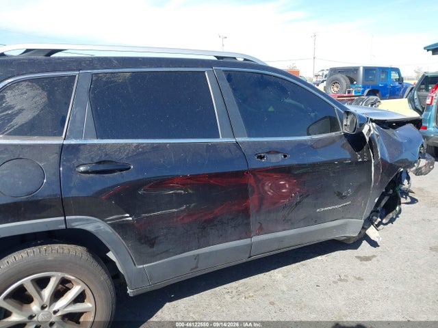 Продаж на аукціоні авто 2016 Jeep Cherokee Latitude, vin: 1C4PJLCB2GW106371, номер лоту: 46122550
