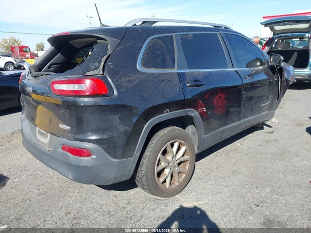 Продаж на аукціоні авто 2016 Jeep Cherokee Latitude, vin: 1C4PJLCB2GW106371, номер лоту: 46122550