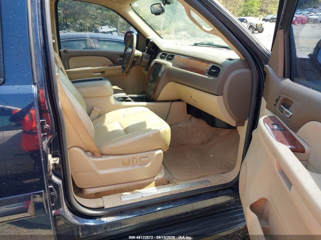 46122572 :رقم المزاد ، 1GKFC13037J329724 vin ، 2007 Gmc Yukon Slt مزاد بيع