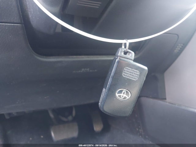 2018 Toyota Rav4 Limited/platinum მანქანა იყიდება აუქციონზე, vin: 2T3YFREV2JW518294, აუქციონის ნომერი: 46122574