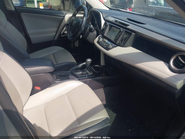 2018 Toyota Rav4 Limited/platinum მანქანა იყიდება აუქციონზე, vin: 2T3YFREV2JW518294, აუქციონის ნომერი: 46122574