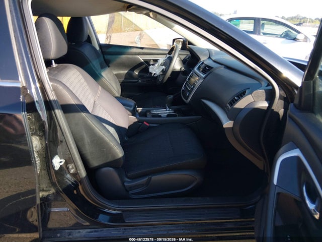 Продажа на аукционе авто 2017 Nissan Altima 2.5 S, vin: 1N4AL3AP3HN365625, номер лота: 46122578