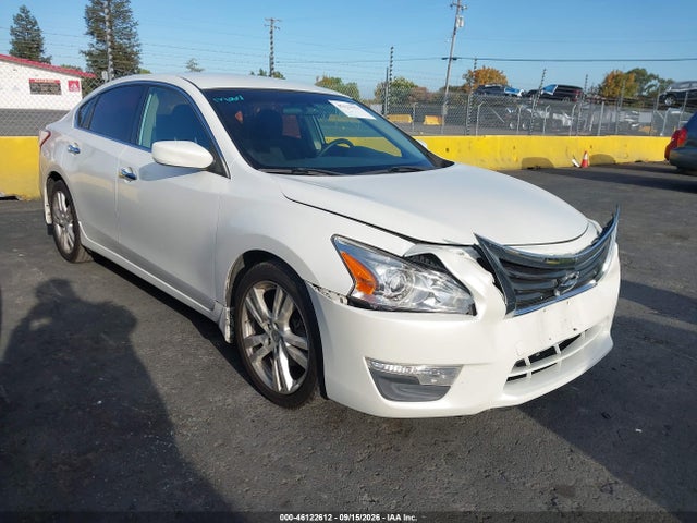 46122612 :رقم المزاد ، 1N4BL3AP8DN543110 vin ، 2013 Nissan Altima 3.5 S مزاد بيع