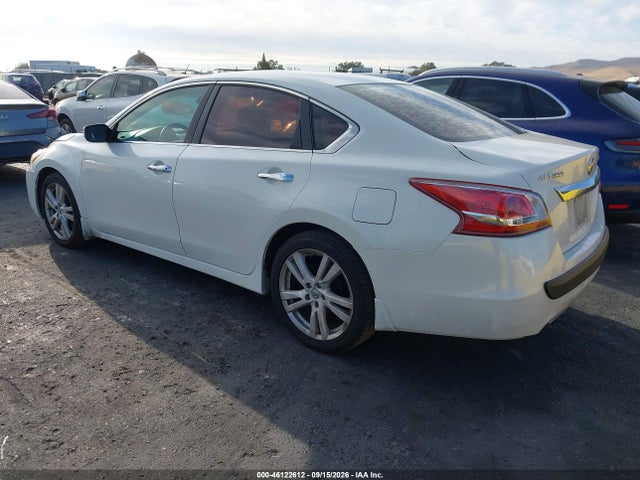 Продажа на аукционе авто 2013 Nissan Altima 3.5 S, vin: 1N4BL3AP8DN543110, номер лота: 46122612