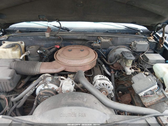 Продаж на аукціоні авто 1995 Gmc Suburban K1500, vin: 1GKFK16K3SJ722471, номер лоту: 46122616