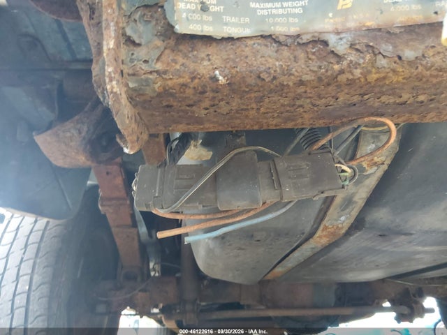 Продаж на аукціоні авто 1995 Gmc Suburban K1500, vin: 1GKFK16K3SJ722471, номер лоту: 46122616