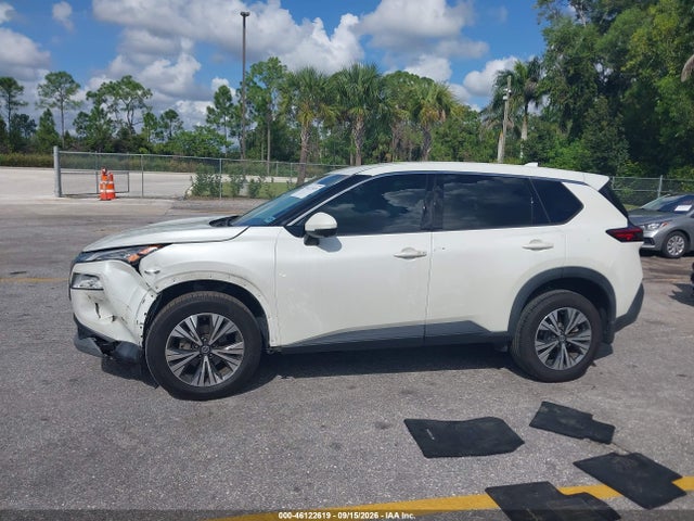 46122619 :رقم المزاد ، 5N1AT3BA4MC745210 vin ، 2021 Nissan Rogue Sv Fwd مزاد بيع