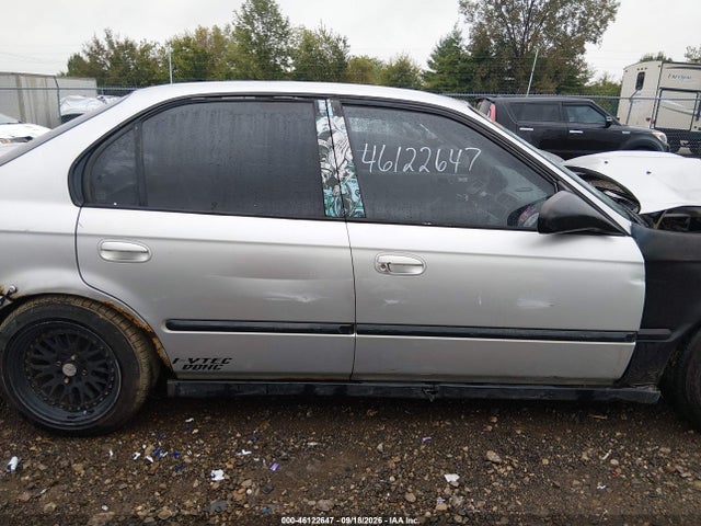 46122647 :رقم المزاد ، 2HGEJ6515XH910547 vin ، 1999 Honda Civic Special Edition مزاد بيع