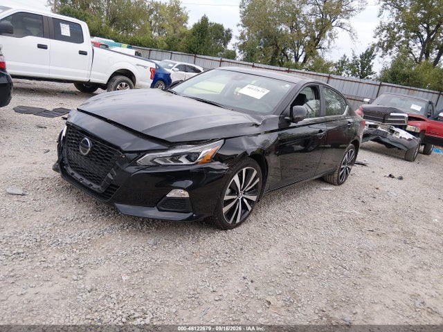 46122679 :رقم المزاد ، 1N4BL4CW1NN406439 vin ، 2022 Nissan Altima Sr Intelligent Awd مزاد بيع