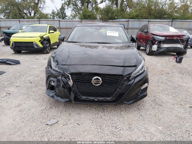 46122679 :رقم المزاد ، 1N4BL4CW1NN406439 vin ، 2022 Nissan Altima Sr Intelligent Awd مزاد بيع