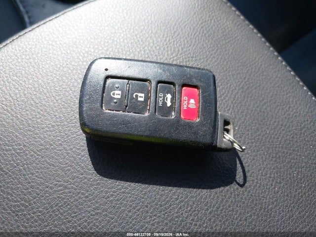 46122705 :رقم المزاد ، 4T1BK1EB3HU245829 vin ، 2017 Toyota Avalon Xle مزاد بيع