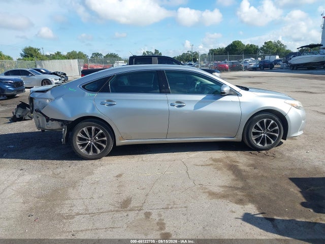 46122705 :رقم المزاد ، 4T1BK1EB3HU245829 vin ، 2017 Toyota Avalon Xle مزاد بيع