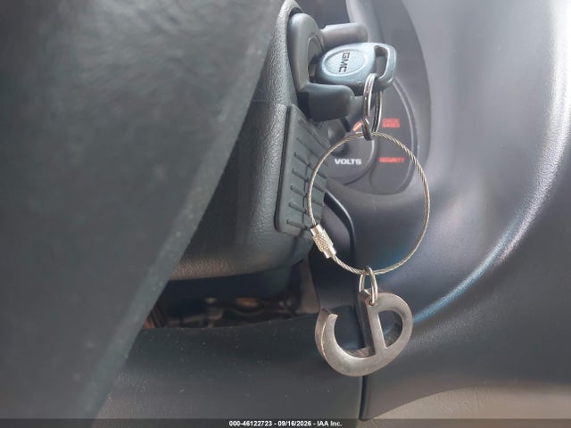 46122723 :رقم المزاد ، 1GKFG15R7Y1186620 vin ، 2000 Gmc Savana Standard مزاد بيع