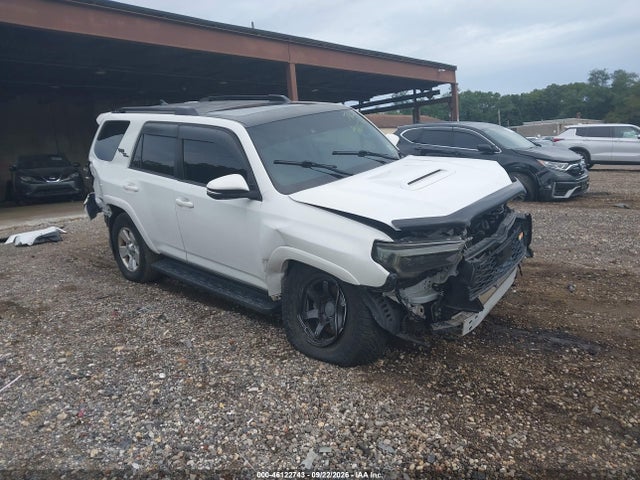 Продажа на аукционе авто 2020 Toyota 4runner Trd Off Road Premium, vin: JTEBU5JR3L5829994, номер лота: 46122743