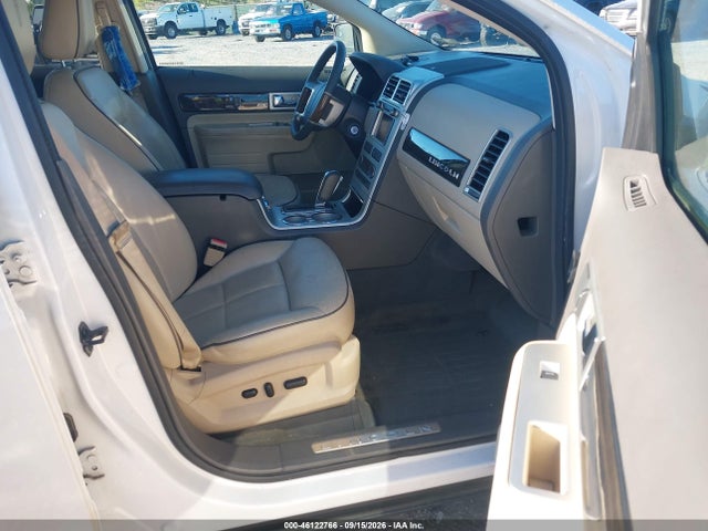2010 Lincoln Mkx მანქანა იყიდება აუქციონზე, vin: 2LMDJ8JCXABJ26503, აუქციონის ნომერი: 46122766
