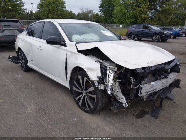 46122789 :رقم المزاد ، 1N4BL4CW4LC175268 vin ، 2020 Nissan Altima Sr Intelligent Awd مزاد بيع