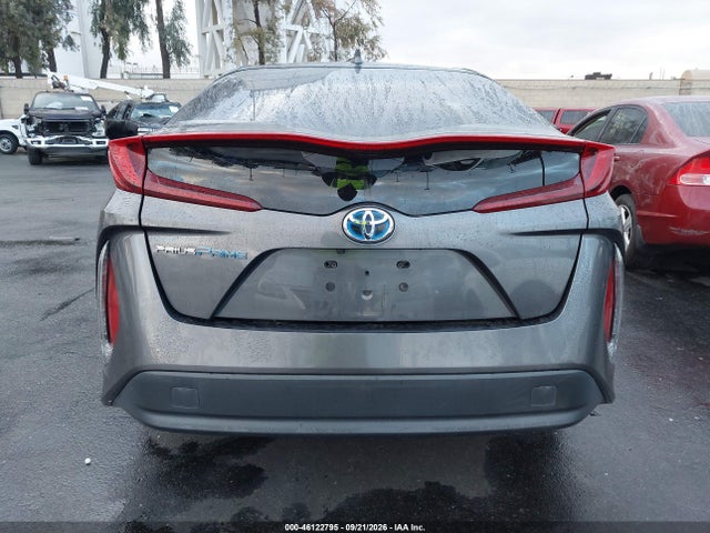 46122795 :رقم المزاد ، JTDKARFP2H3062573 vin ، 2017 Toyota Prius Prime Premium مزاد بيع