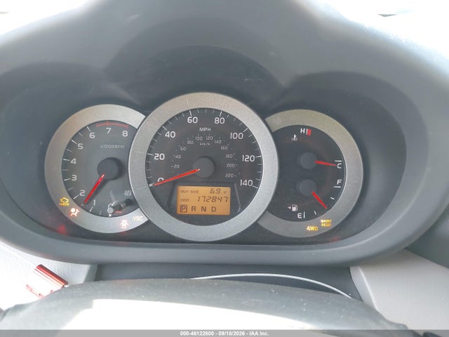 2007 Toyota Rav4 მანქანა იყიდება აუქციონზე, vin: JTMBD33V976032913, აუქციონის ნომერი: 46122800