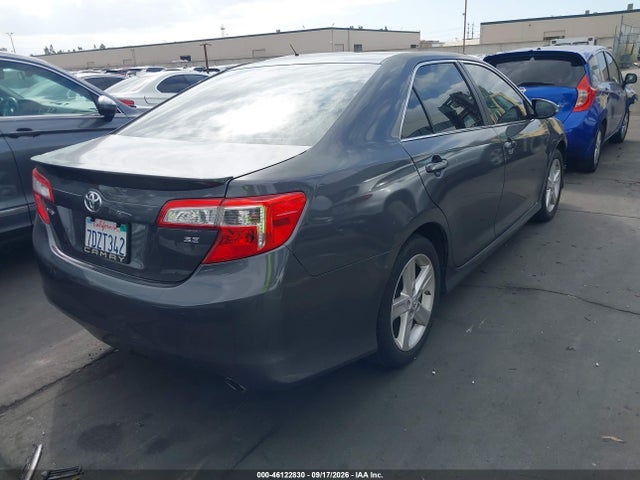 Toyota CAMRY SE 2014 4T1BF1FKXEU338930 Image 4