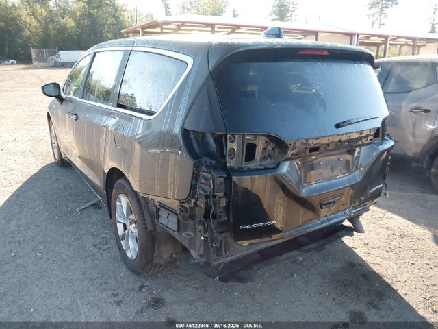 Продажа на аукционе авто 2026 Chrysler Pacifica Limited, vin: 2C4RC1GG3TR195884, номер лота: 46122846