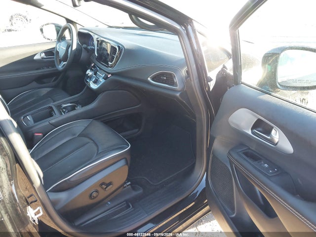 Продажа на аукционе авто 2026 Chrysler Pacifica Limited, vin: 2C4RC1GG3TR195884, номер лота: 46122846