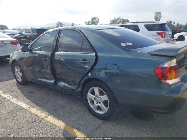 2005 Toyota Camry Se მანქანა იყიდება აუქციონზე, vin: 4T1BE32K65U008352, აუქციონის ნომერი: 46122867