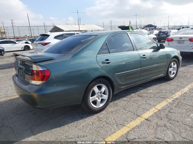 2005 Toyota Camry Se მანქანა იყიდება აუქციონზე, vin: 4T1BE32K65U008352, აუქციონის ნომერი: 46122867