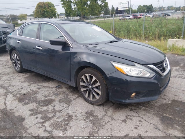 46122914 :رقم المزاد ، 1N4AL3AP5HC263965 vin ، 2017 Nissan Altima 2.5 Sv مزاد بيع