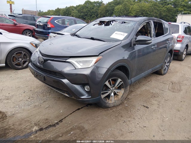 46122931 :رقم المزاد ، 2T3RFREV4JW807889 vin ، 2018 Toyota Rav4 Xle مزاد بيع