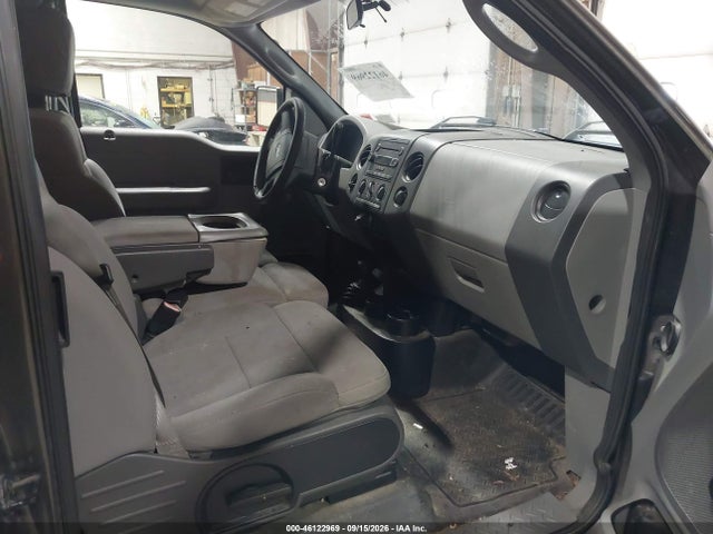 46122969 :رقم المزاد ، 1FTRX14W25FB65608 vin ، 2005 Ford F-150 Stx/xl/xlt مزاد بيع