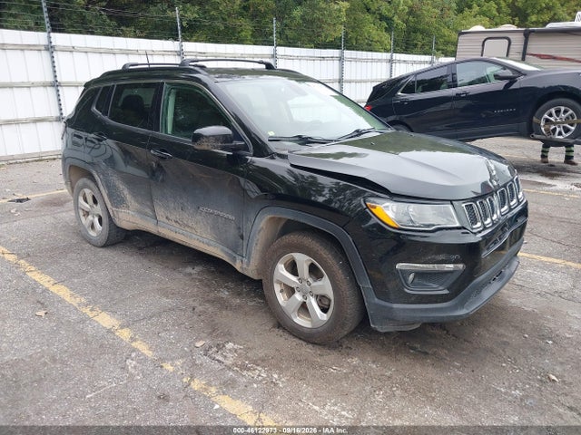 2018 Jeep Compass Latitude 4x4 მანქანა იყიდება აუქციონზე, vin: 3C4NJDBB7JT185533, აუქციონის ნომერი: 46122973