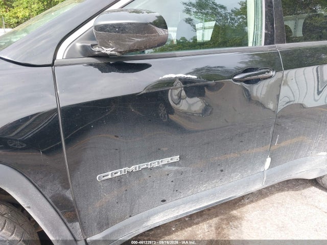 2018 Jeep Compass Latitude 4x4 მანქანა იყიდება აუქციონზე, vin: 3C4NJDBB7JT185533, აუქციონის ნომერი: 46122973