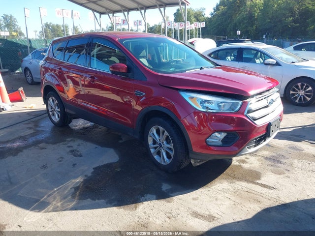 Продажа на аукционе авто 2017 Ford Escape Se, vin: 1FMCU9GD4HUA27328, номер лота: 46123018