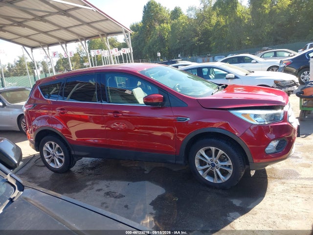 Продажа на аукционе авто 2017 Ford Escape Se, vin: 1FMCU9GD4HUA27328, номер лота: 46123018