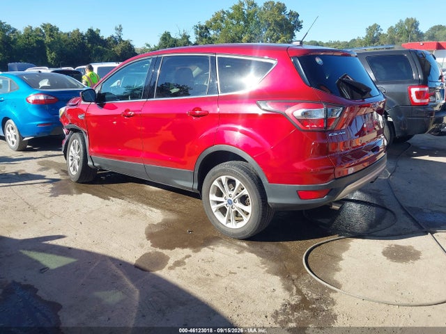Продажа на аукционе авто 2017 Ford Escape Se, vin: 1FMCU9GD4HUA27328, номер лота: 46123018