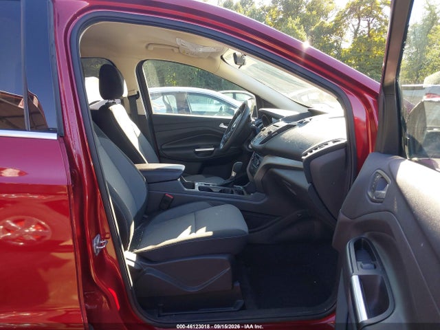Продажа на аукционе авто 2017 Ford Escape Se, vin: 1FMCU9GD4HUA27328, номер лота: 46123018