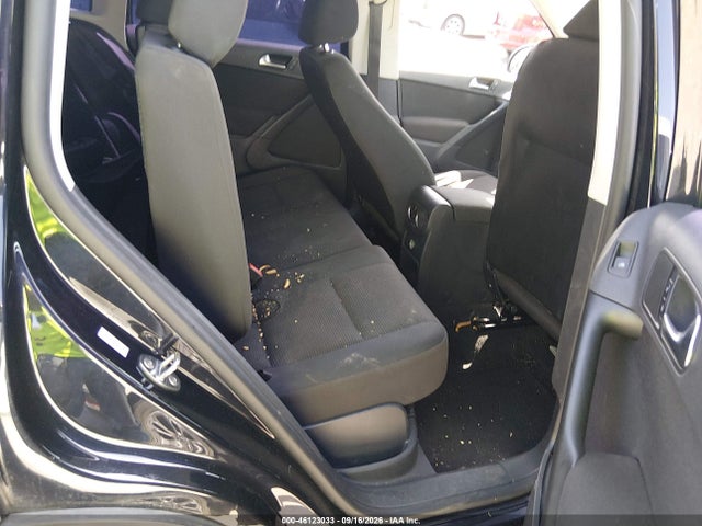 46123033 :رقم المزاد ، WVGBV7AX2HK046651 vin ، 2017 Volkswagen Tiguan 2.0t/2.0t S مزاد بيع