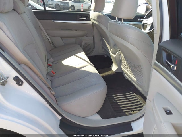 Subaru Outback 2.5i Premium 2014 4S4BRBCCXE3245180 Image 8