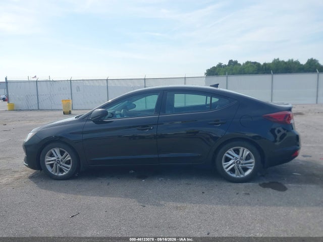 2020 Hyundai Elantra Value Edition მანქანა იყიდება აუქციონზე, vin: 5NPD84LFXLH549665, აუქციონის ნომერი: 46123078