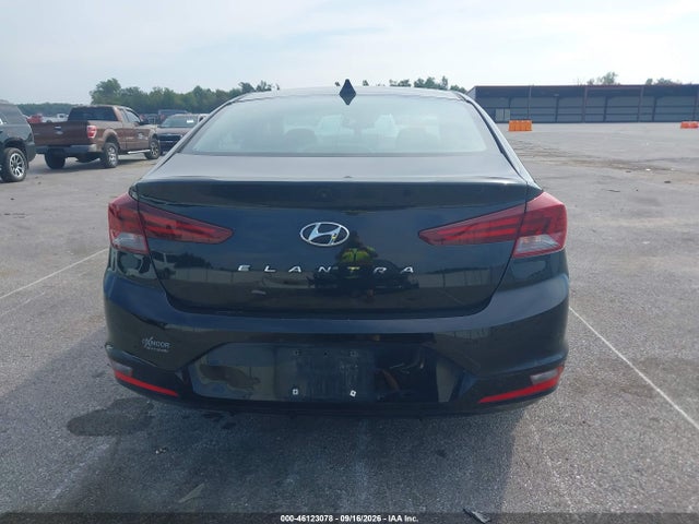 2020 Hyundai Elantra Value Edition მანქანა იყიდება აუქციონზე, vin: 5NPD84LFXLH549665, აუქციონის ნომერი: 46123078
